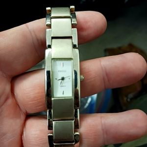 A woman's Gucci watch